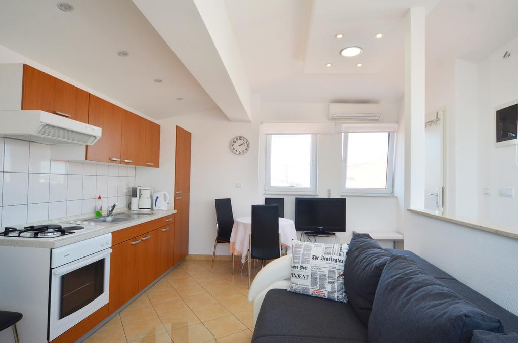רוביני Apartment Zdenac מראה חיצוני תמונה