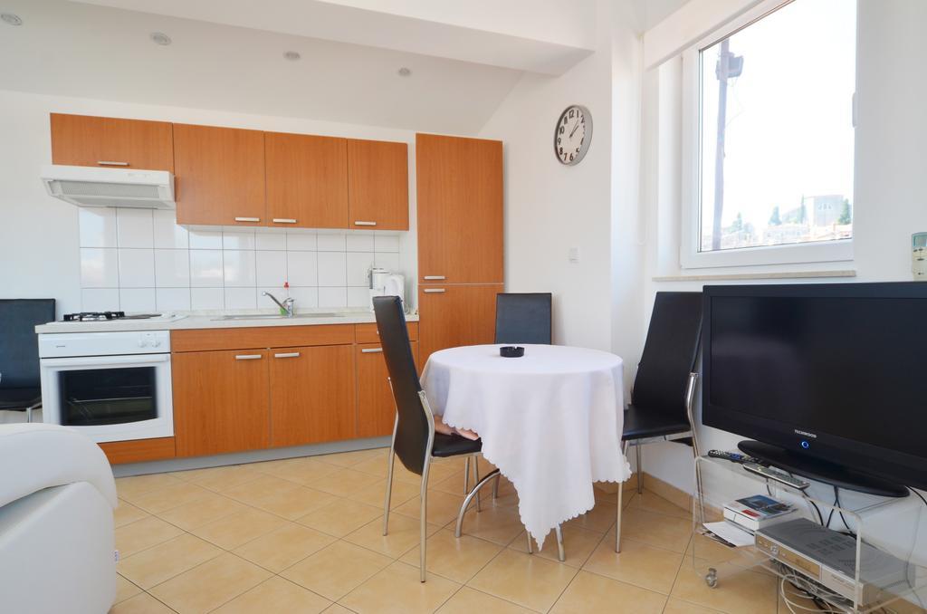 רוביני Apartment Zdenac מראה חיצוני תמונה